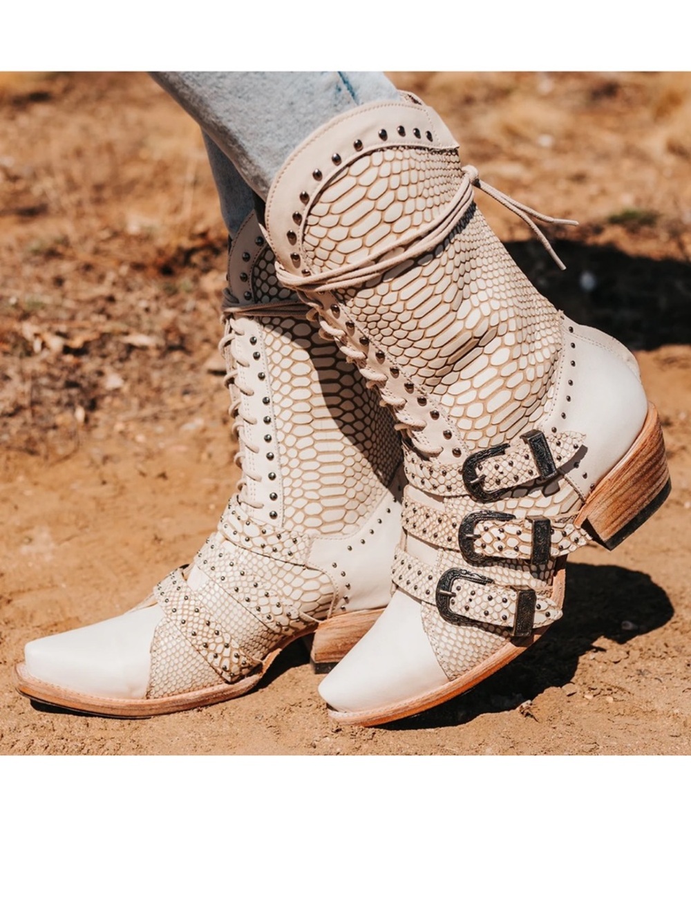FreeBird WINNIE boots white snake in the box size 8